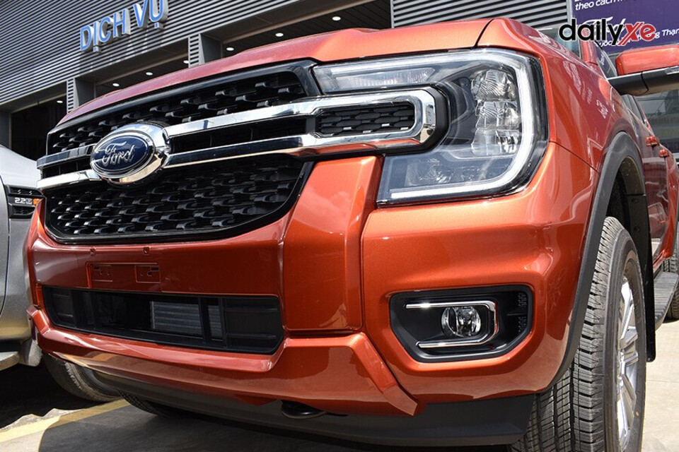 Lưới tản nhiệt nổi bật