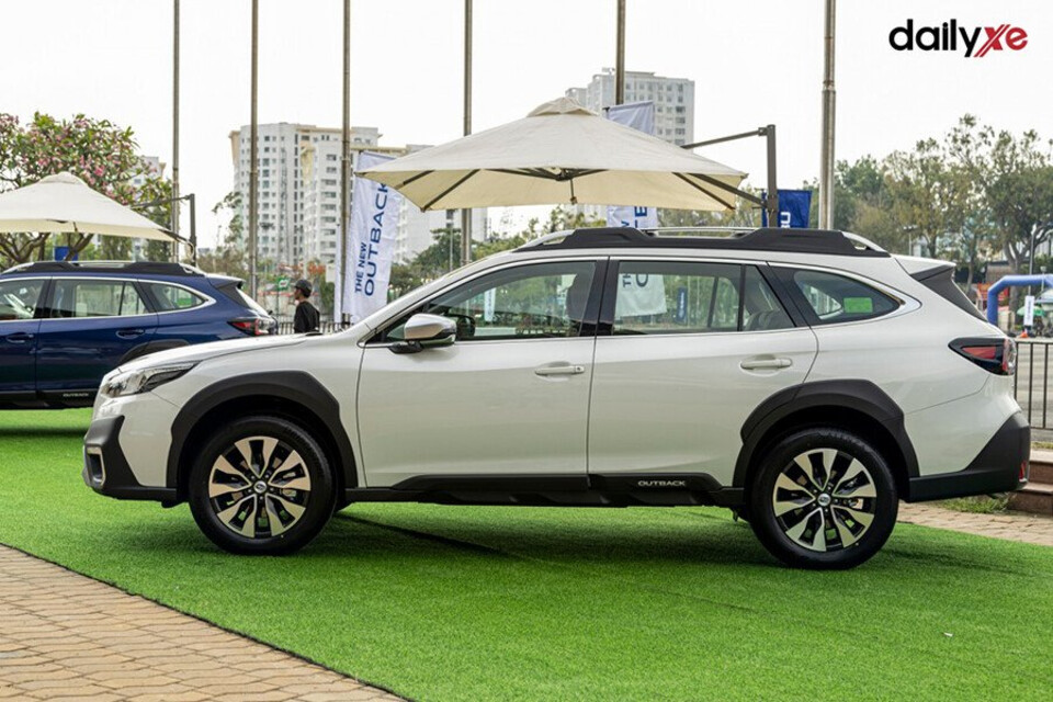 Thân xe thiết kế nổi bật