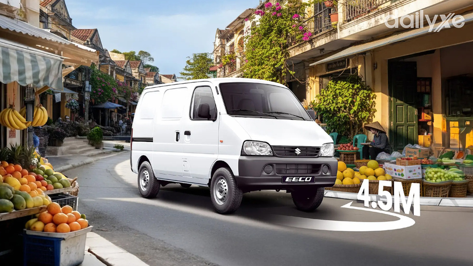 Bán kính quay vòng chỉ 4,5 m giúp xe dễ dàng xoay trở