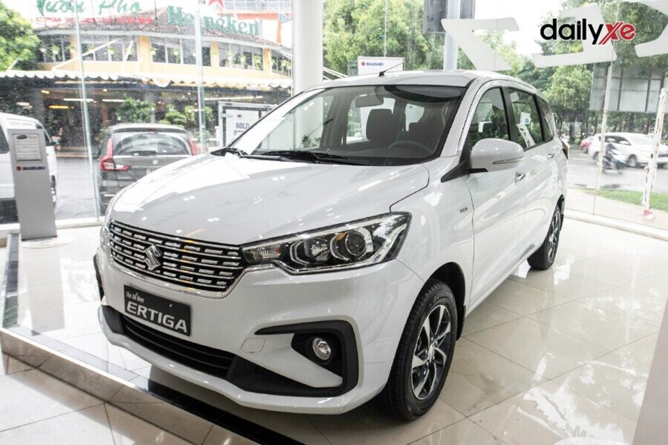 Suzuki Ertiga thiết kế đơn giản trang bị tiên nghi Suzuki Ertiga thiết kế đơn giản trang bị tiên nghi