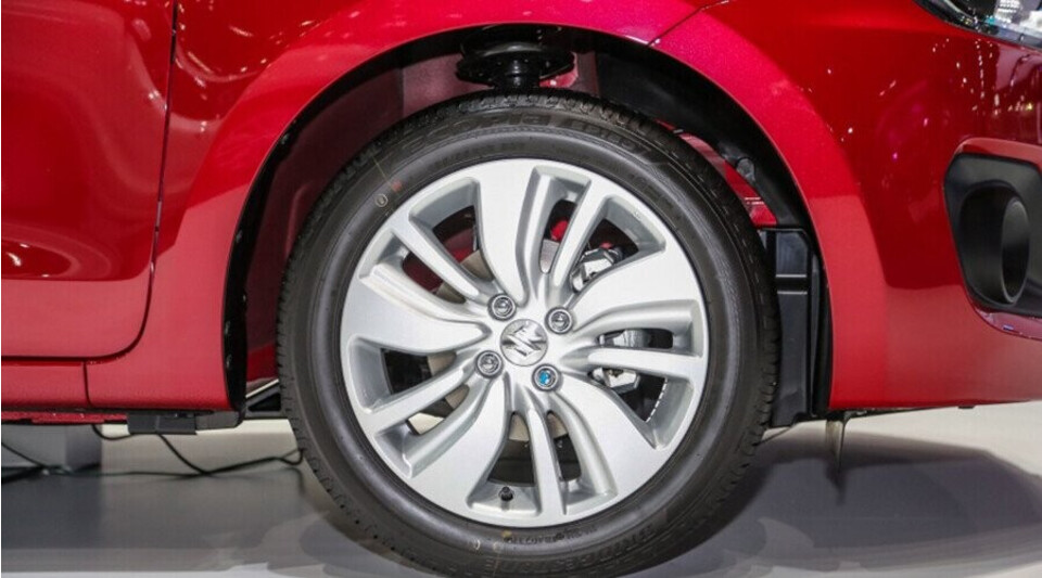 Mâm xe thiết kế thể thao