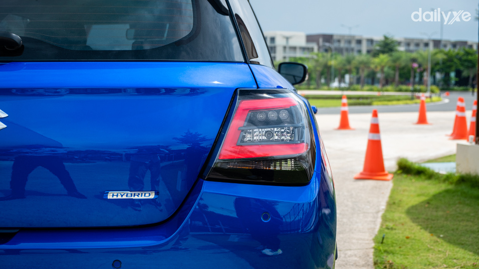 Cụm đèn hậu LED thiết kế mới