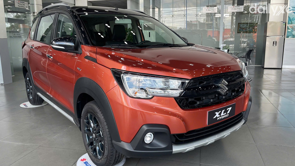 Suzuki XL7 Hybrid chính thức mở bán tại nước ta
