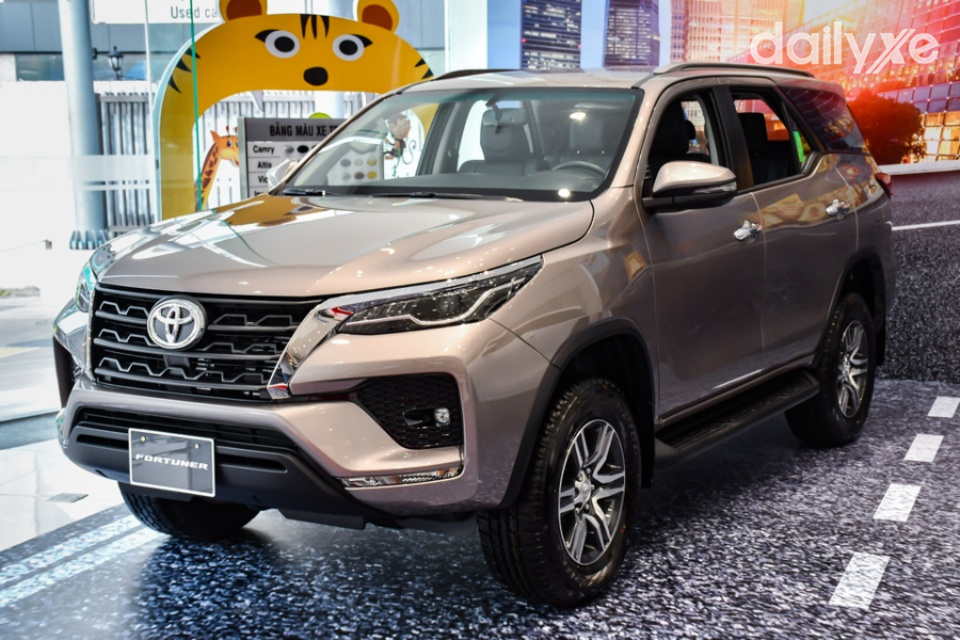 Ngoại thất vừa sang trọng, vừa tinh tế