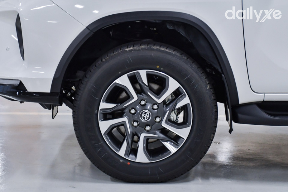 Mâm xe thiết mạnh mẻ