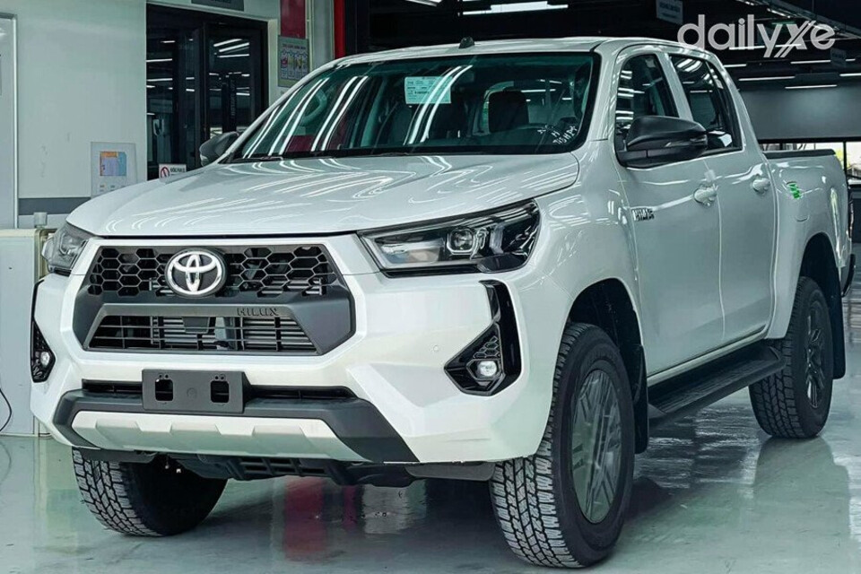 Diện mạo mới của Hilux khỏe khoắn và hầm hố
