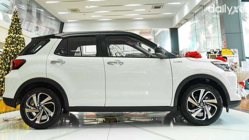 Thiết kế thân xe nhỏ gọn tạo cảm giác vững chãi