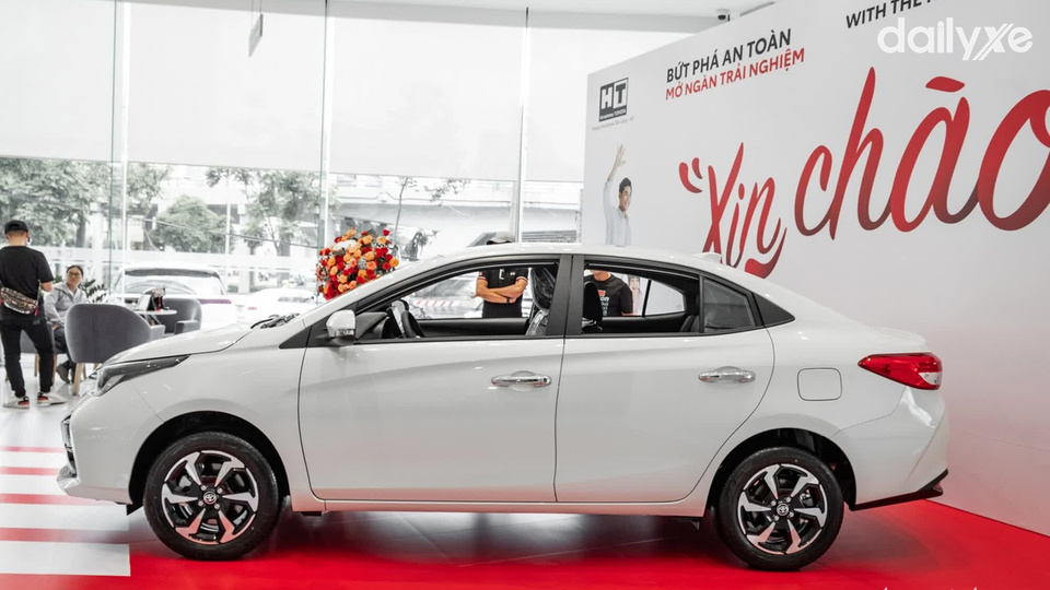 Thân xe thanh thoát và năng động