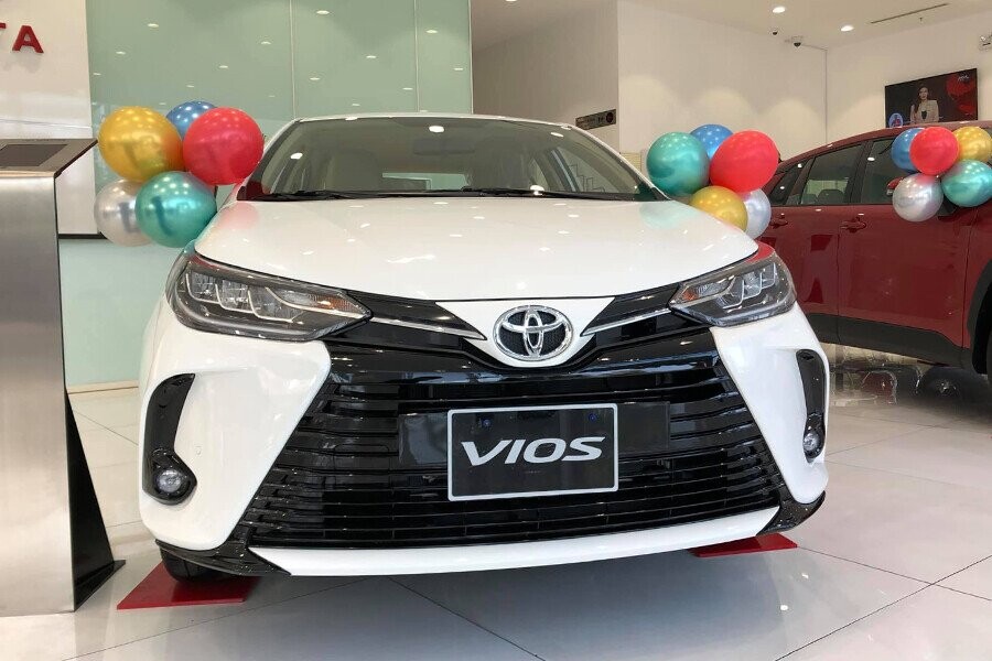 Toyota Vios 15GRS 2022 Màu Trắng Ngọc Trai  Bảng Giá Xe  Hình Ảnh   Thông Số Lăn Bánh  Toyota Thanh Xuân Đại Lý Bán Xe Bảng Giá Rẻ Nhất