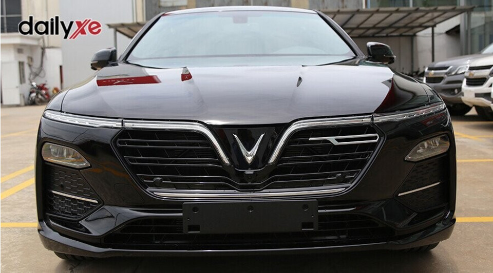 Đầu xe LUX A2.0 thiết kế sang trọng