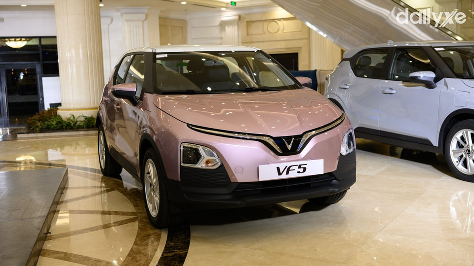 Liên tục đứng đầu doanh số