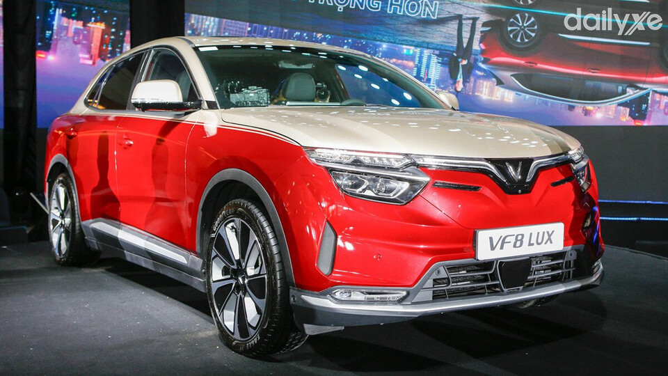 VF8 Lux Plus sở hữu diện mạo sang trọng đầy cuốn hút