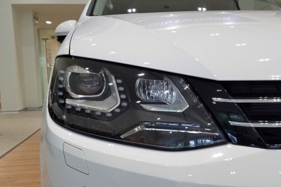 Hệ thống đèn LED chiếu sáng ban ngày đi kèm đèn pha xenon Hệ thống đèn LED chiếu sáng ban ngày đi kèm đèn pha xenon