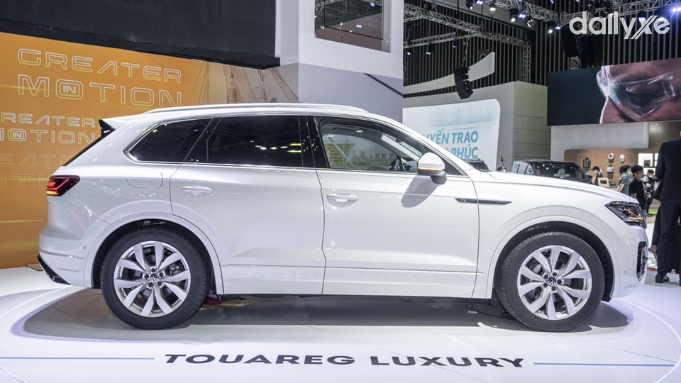 Thân xe Volkswagen Touareg thanh toát