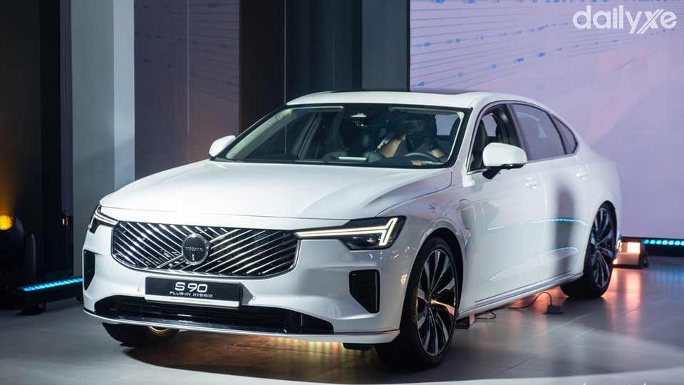 S90 sở hữu kích thước nổi bật trong phân khúc