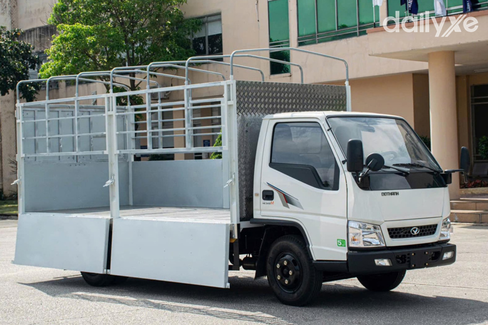 Xe tải Đô Thành IZ45S / IZ50S sở hữu vẻ ngoài hiện đại