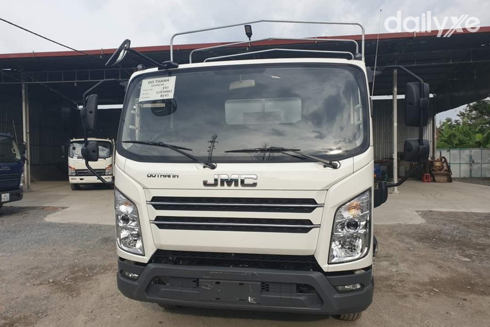 Sử dụng lưới tản nhiệt với các lỗ lớn dạng tổ ong