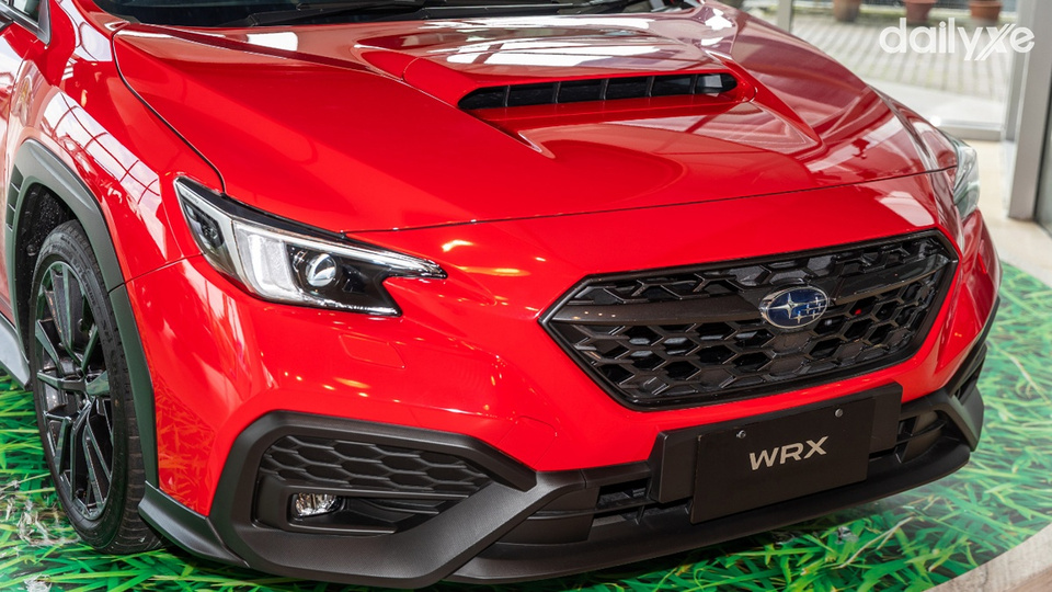 Đầu xe thiết kế ấn tượng đậm tính thể thao