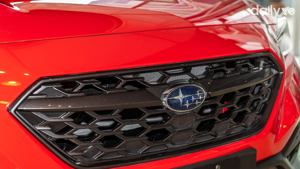 Lưới tản nhiệt bản lớn của Subaru WRX