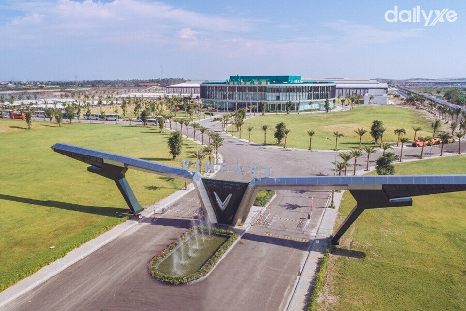 Nhà máy sản xuất ô tô Vinfast quy mô rộng lớn hiện đại