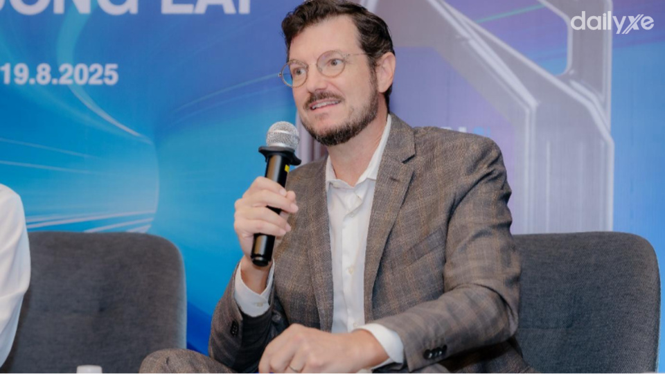 Giám đốc điều hành Phát triển bền vững tại lễ ra mắt dầu nhớt Motul NGEN Hybrid