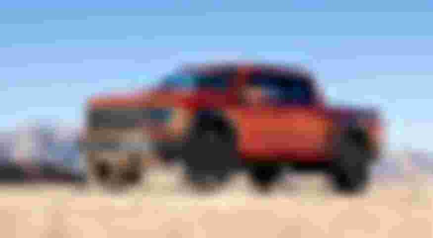 nhung chiec xe ban tai dat do nhat viet nam, f-150 raptor la xe re nhat!