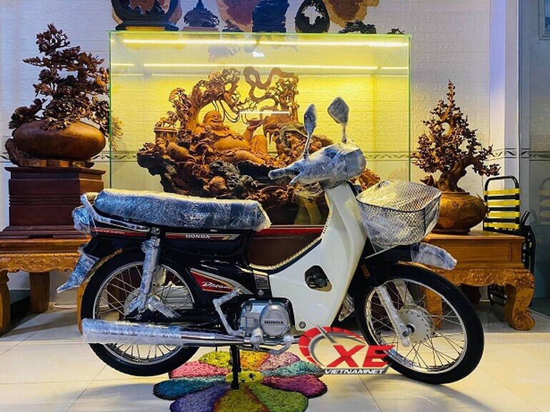 Honda Dream Thái độ kiểng đậm chất chơi của biker Việt