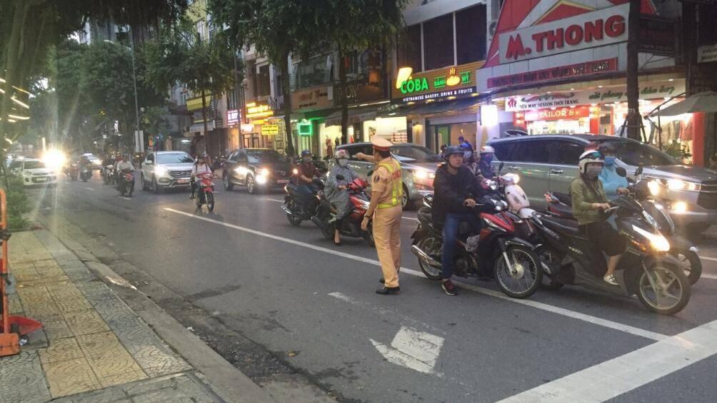 nhung-quy-tac-bat-thanh-van-khi-di-xe-may-de-tranh-xung-dot-giao-thong nhung-quy-tac-bat-thanh-van-khi-di-xe-may-de-tranh-xung-dot-giao-thong