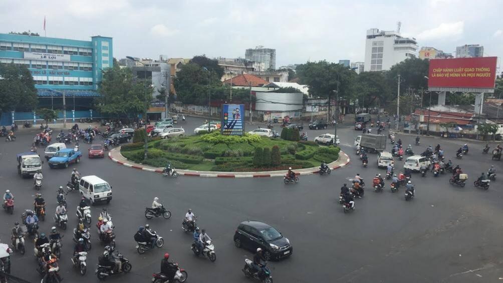 nhung-quy-tac-bat-thanh-van-khi-di-xe-may-de-tranh-xung-dot-giao-thong nhung-quy-tac-bat-thanh-van-khi-di-xe-may-de-tranh-xung-dot-giao-thong