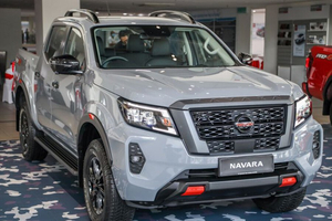 Nissan Navara 4WD Cao Cấp (Máy dầu)