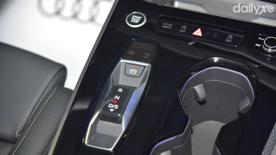 Mẫu xe sử dụng hộp số S tronic 7 cấp