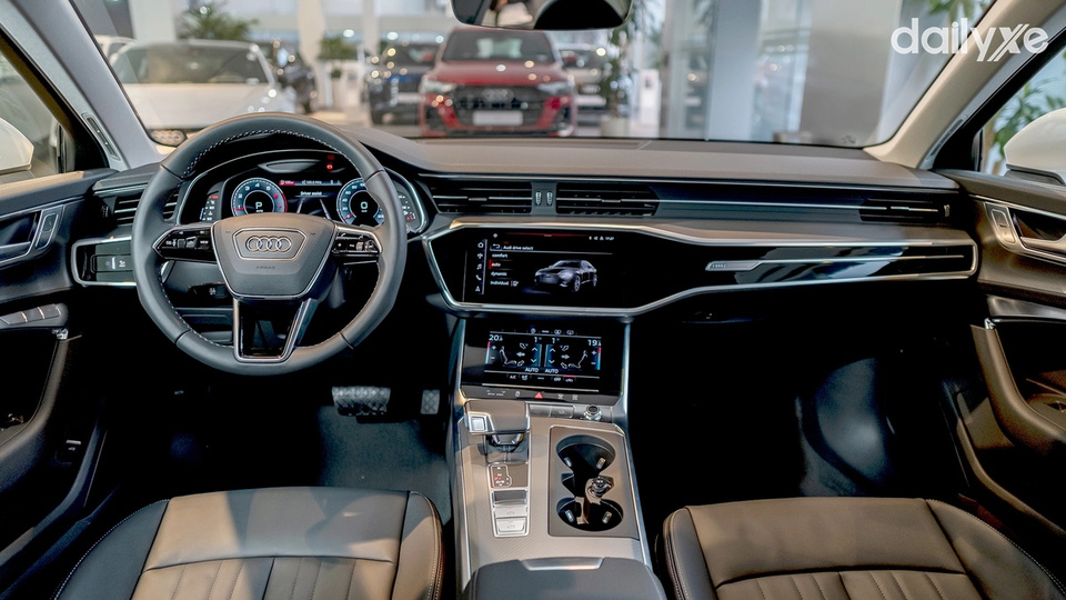 Không gian nội thất rộng rãi và tiện nghi