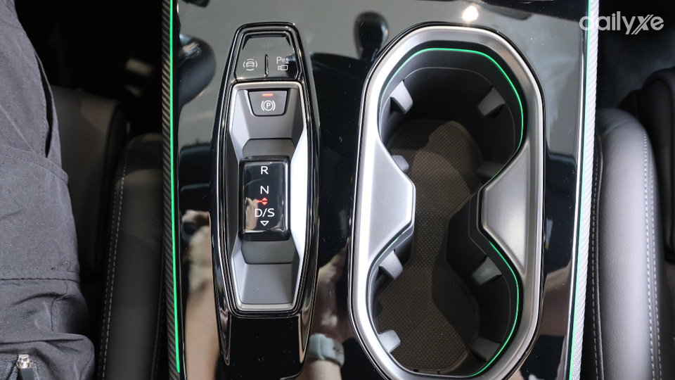 Khu vực điều khiển trung tâm bố trí hợp lý