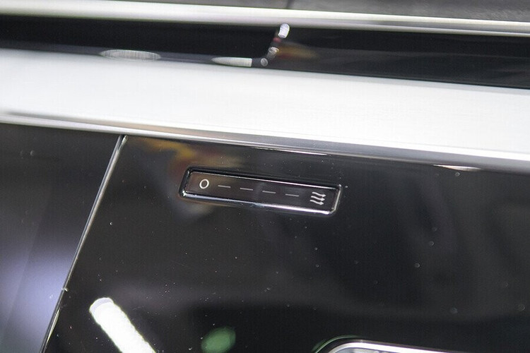 Nội thất Audi A8 - Hình 24