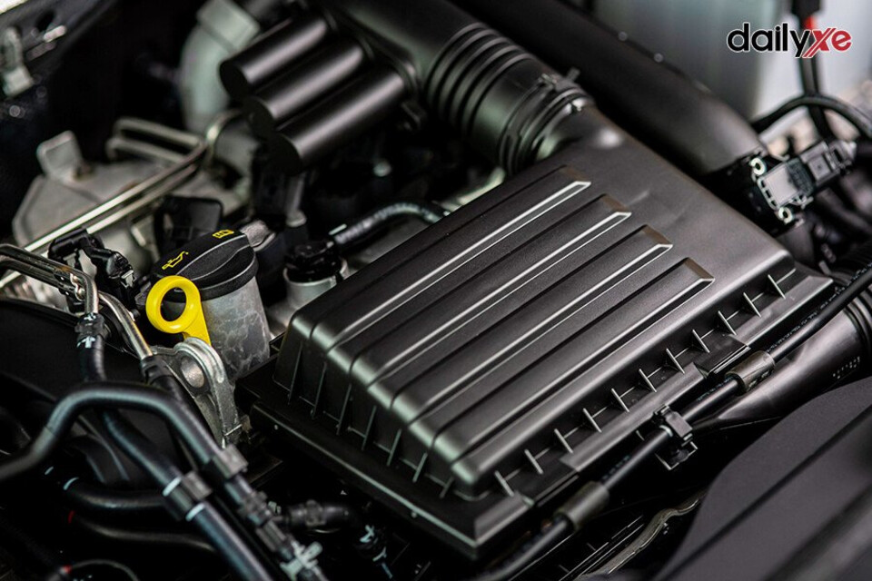 Động cơ vận hành mạnh mẽ