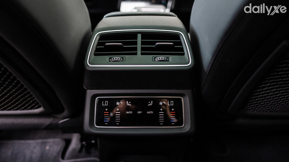 Audi Q8 e-tron trang bị điều hòa tự động 4 vùng
