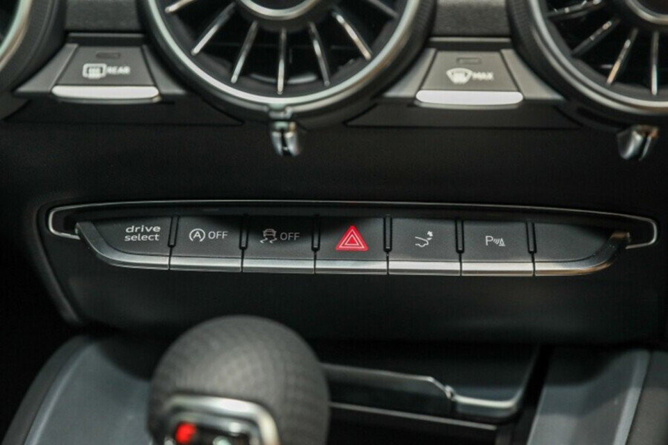 Nội Thất Audi TT - Hình 6 Nội Thất Audi TT - Hình 6