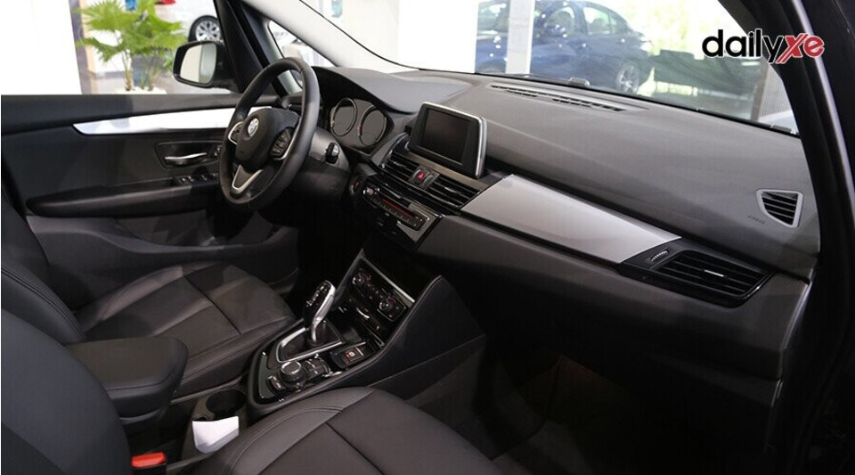 Không gian nội thất rộng rãi