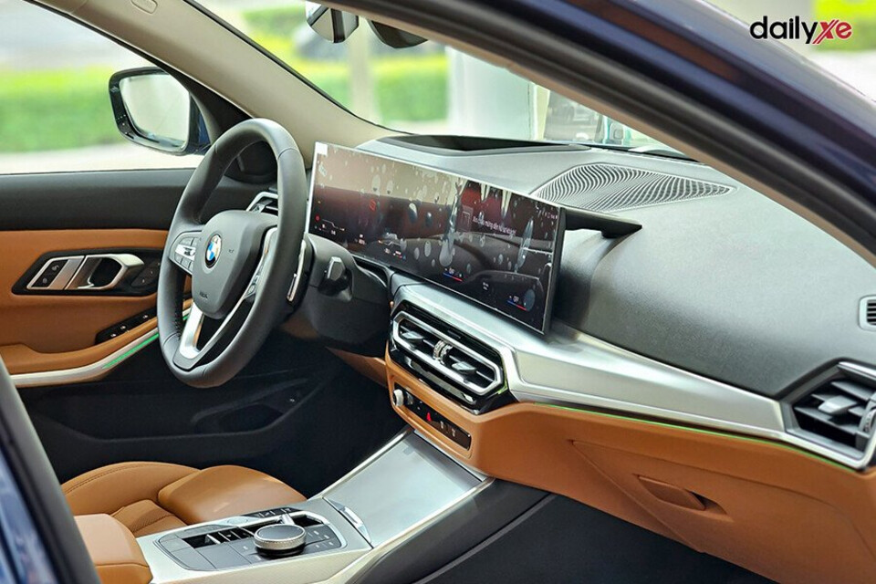 Không gian nội thất rộng rãi sang trọng