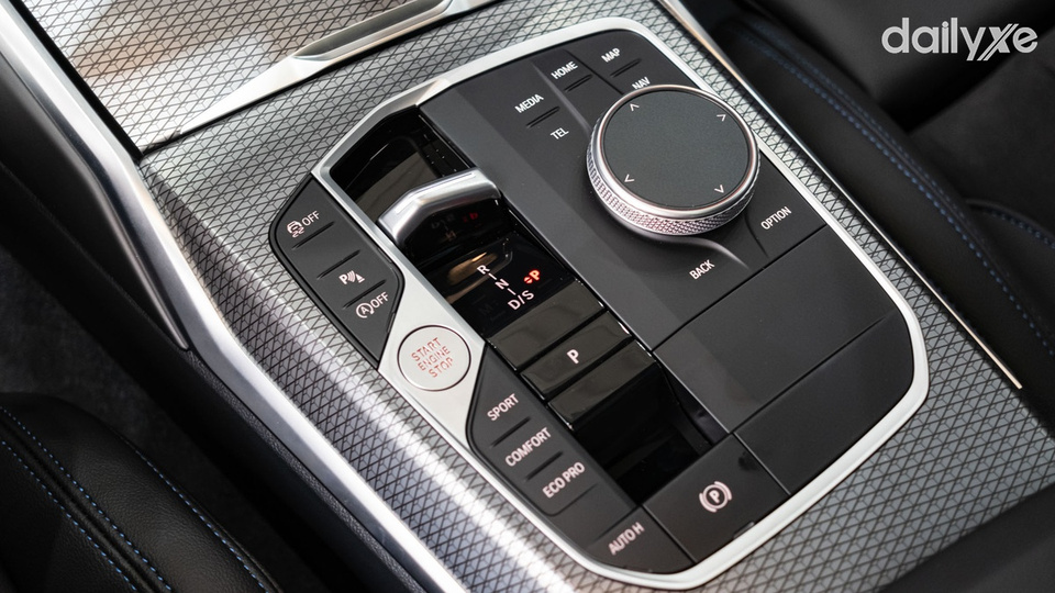 Khu vực điều khiển trung tâm thiết kế mới