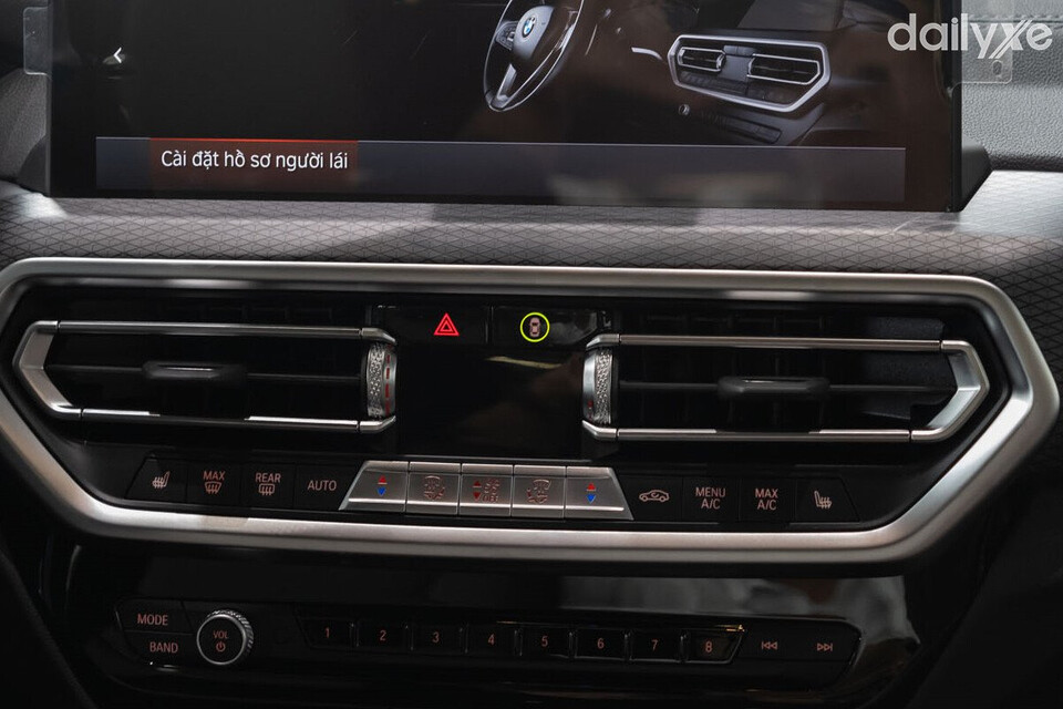 Hệ thống điều hòa tự động 3 vùng