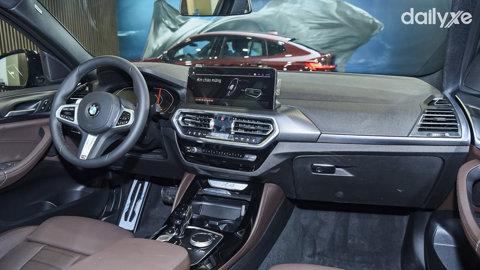 Không gian nội thất BMW X4 đẳng cấp và sang trọng