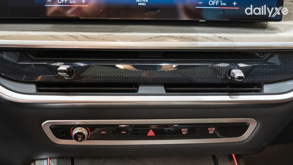 Không gian luôn mát mẻ nhờ hệ thống điều hòa tự động