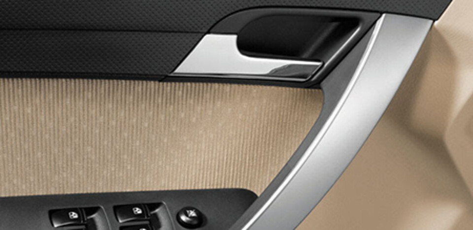 Tay nắm cửa trong mạ crôm