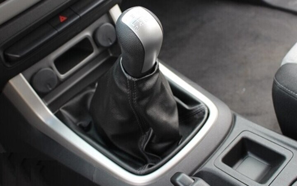 Hộp số sàn 6 cấp giúp chuyển số mượt mà hơn, tiết kiệm nhiên liệu Hộp số sàn 6 cấp giúp chuyển số mượt mà hơn, tiết kiệm nhiên liệu