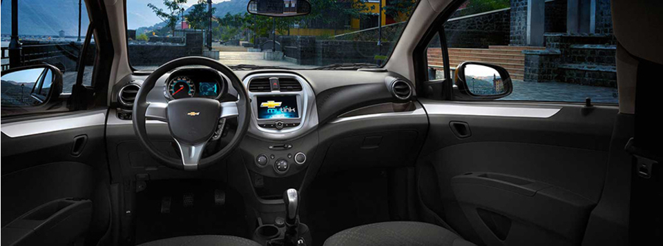 Ngồi sau tay lái Chevrolet Spark mới và sẵn sàng cho những ngạc nhiên ấn tượng. Ngồi sau tay lái Chevrolet Spark mới và sẵn sàng cho những ngạc nhiên ấn tượng.