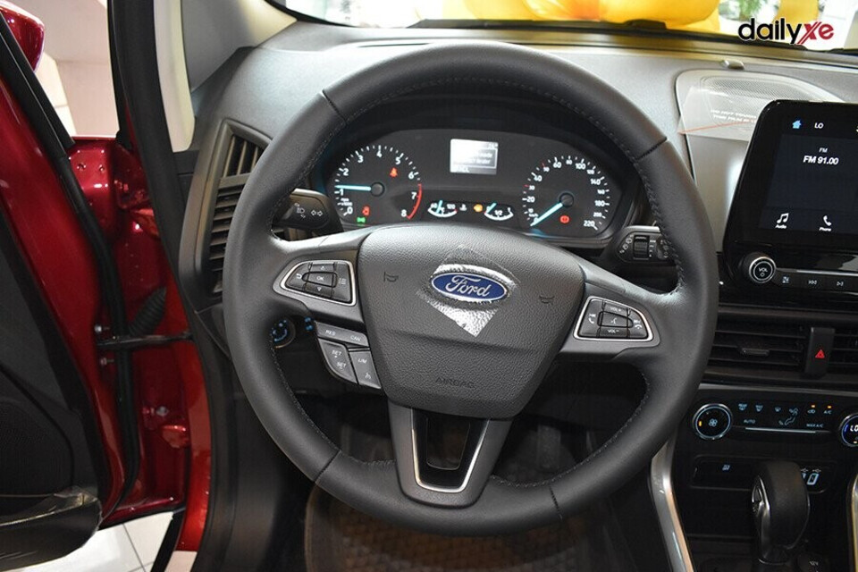Vô lăng Ford EcoSport dạng 3 chấu Vô lăng Ford EcoSport dạng 3 chấu