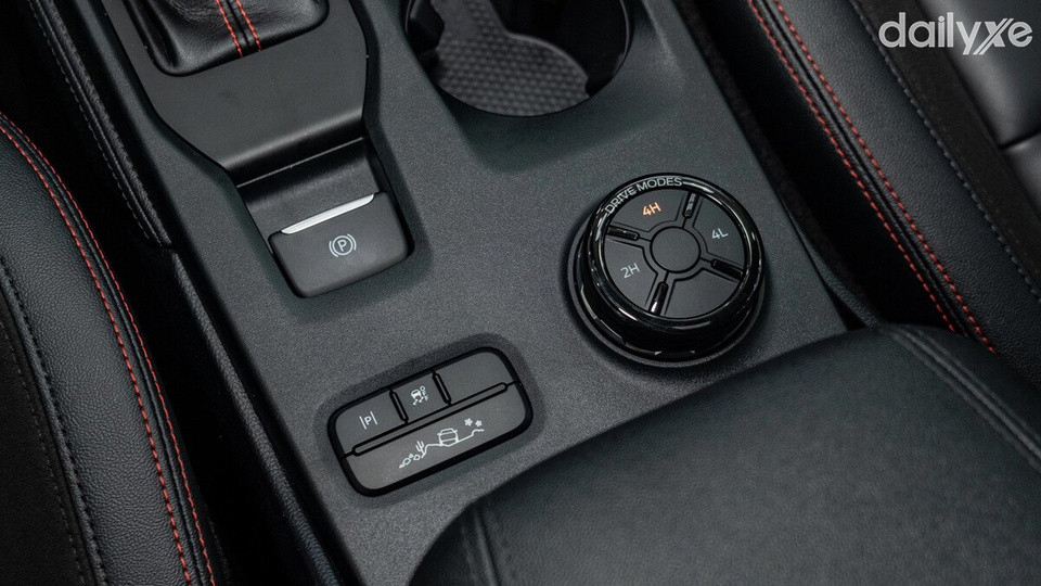 Hệ thống gài cầu điện tử cùng 6 tùy chọn chế độ lái khác nhau