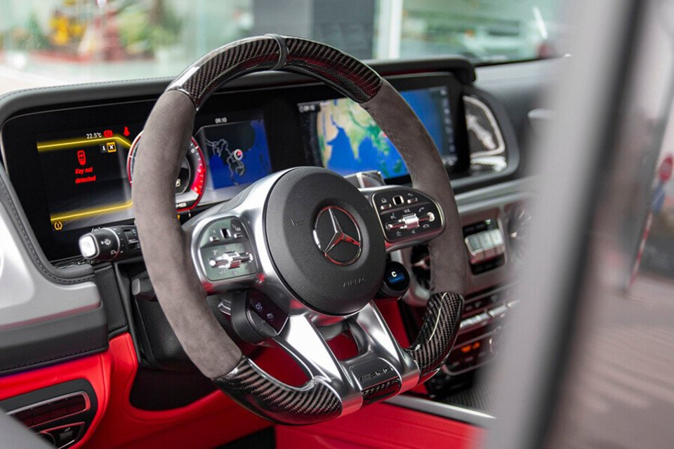 Vô lăng làm bằng da Nappa đa chức năng