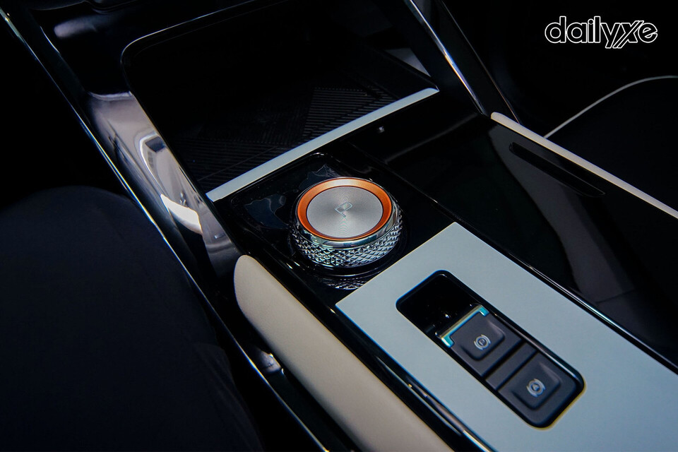 Cần số điện tử dạng núm xoay 